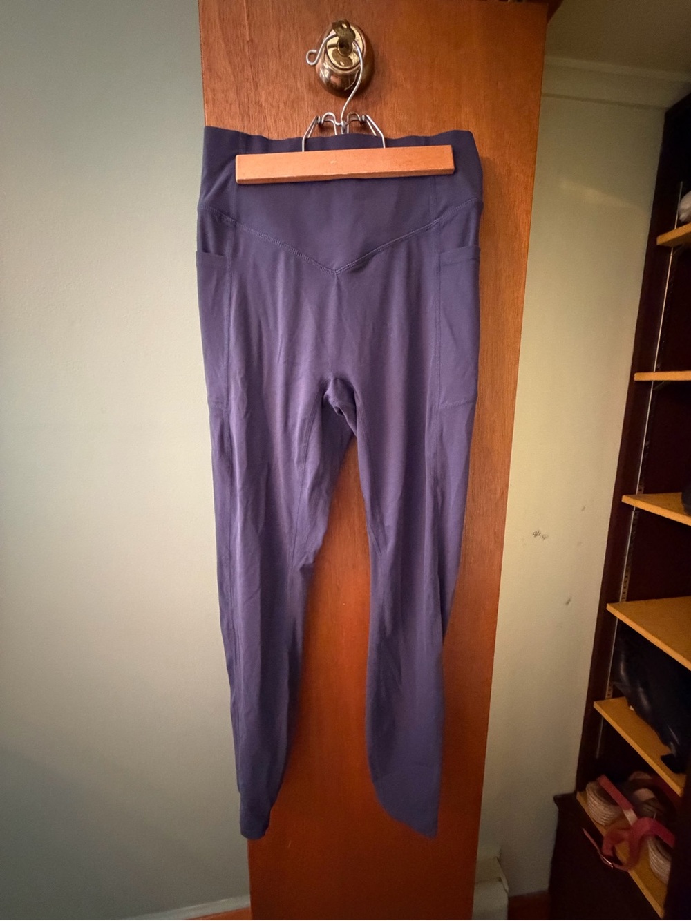HALARA Navy High-Waist Butt Scrunched Leggings
